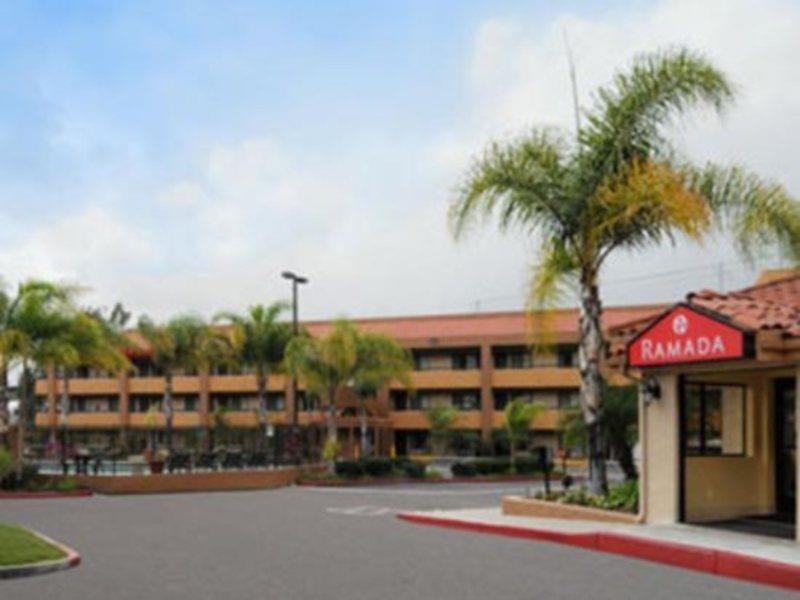 Motel 6 San Diego - Mission Valley Exterior foto
