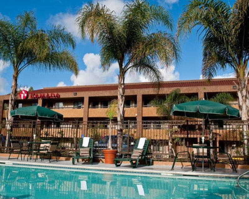 Motel 6 San Diego - Mission Valley Exterior foto